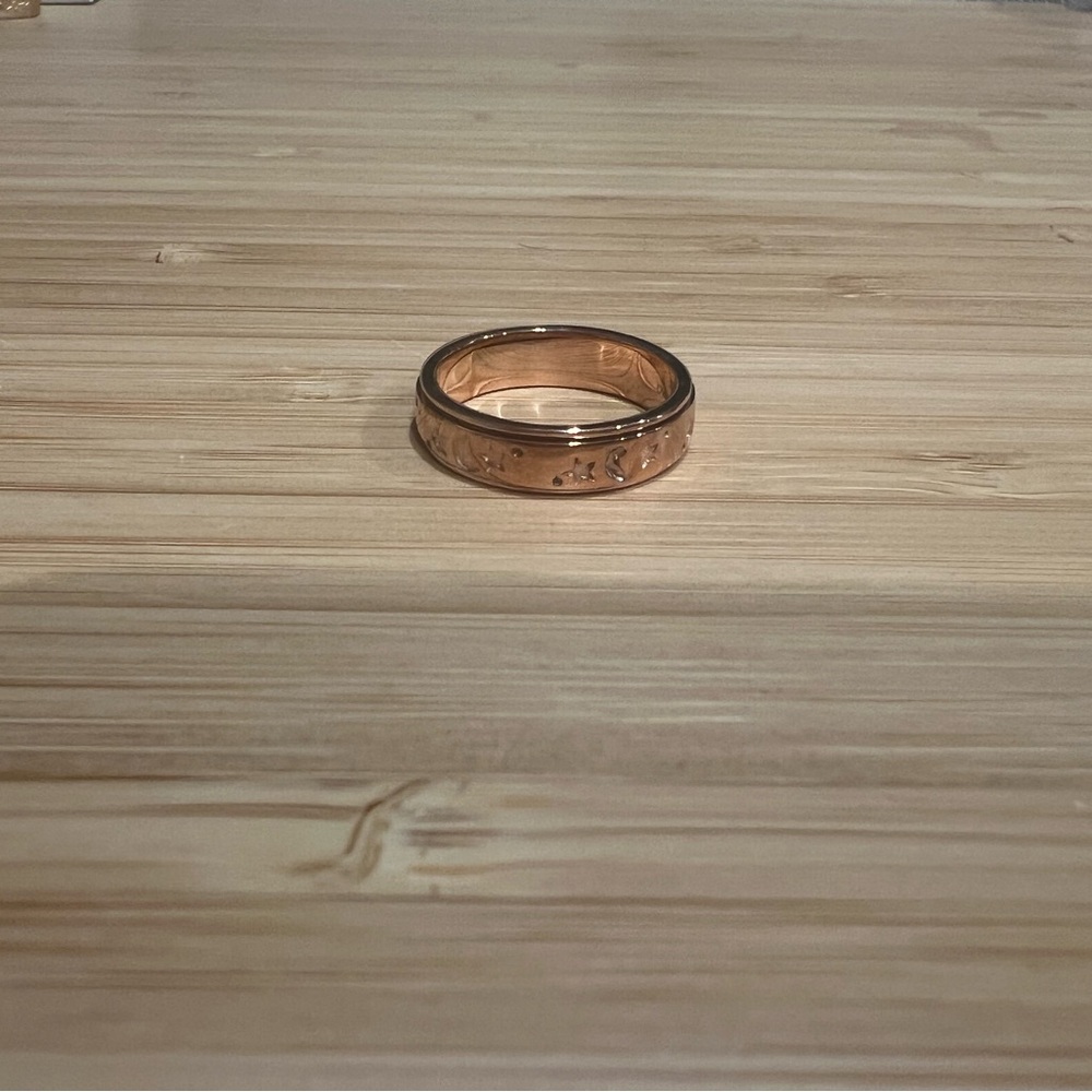 Rose Gold Spinner / Fidget Ring – Moon & Stars (Size 7)